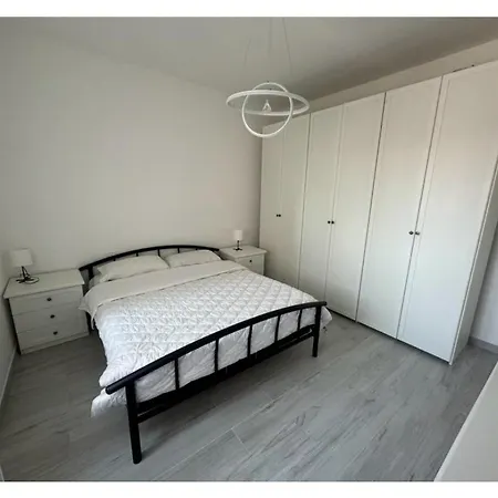 Clapa House Medium Gasthof *